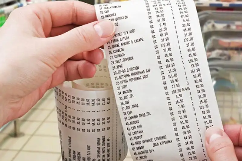 Фейковыми чеками расплачивалась за покупки женщина в Алматы