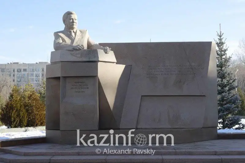 90-летие Умирбека Джолдасбекова отмечает КазНУ имени аль-Фараби