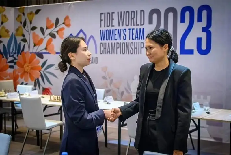 哈萨克斯坦国家女子国际象棋队荣获世团赛亚军