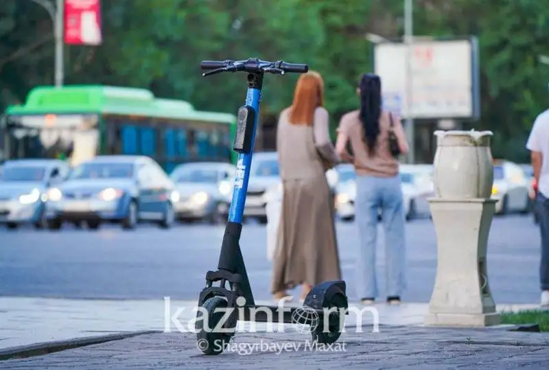Штрафы заплатят 14 электросамокатчиков в Петропавловске
