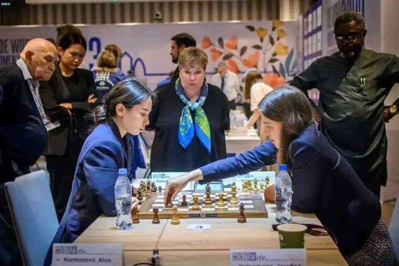 تاريحي فينال! قازاقستاندىق شاحماتشى قىزدار الەم چەمپيونى اتاعىنا تالاسادى