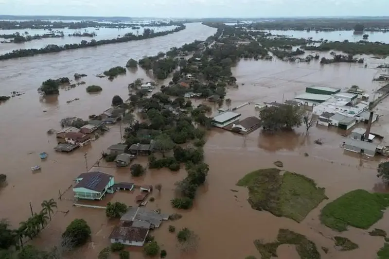 暴雨袭击巴西南里奥格兰德州死亡人数升至36人