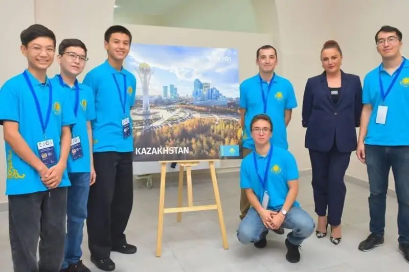 Қозоғистон мактаб ўқувчилари информатика бўйича Европа олимпиадасида тўртта медални қўлга киритди
