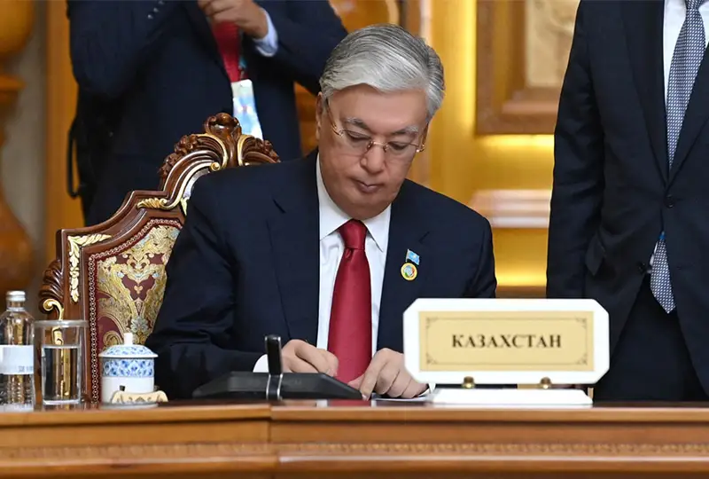 ورتالىق ازيا ەلدەرى باسشىلارىنىڭ سامميتىندە 3 قۇجاتقا قول قويىلدى