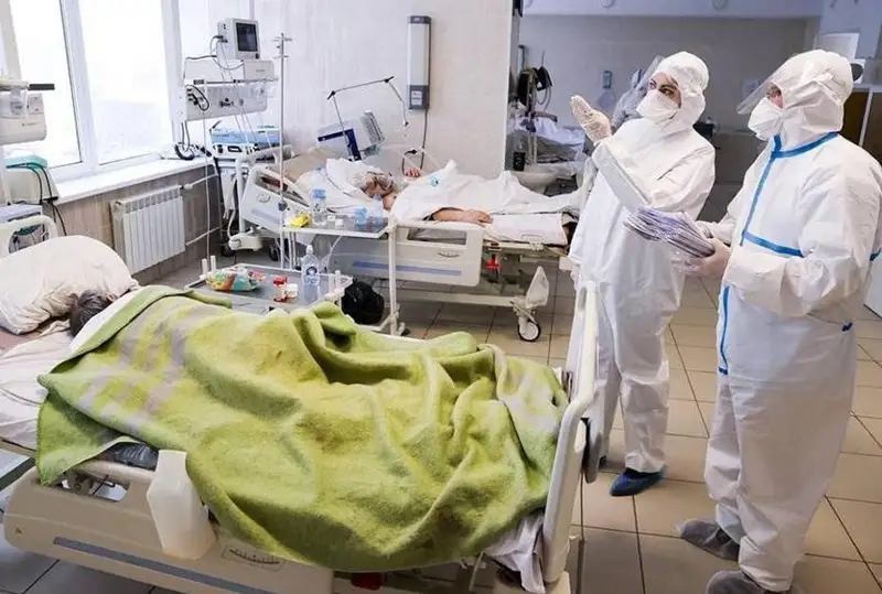 Россияда охирги ҳафтада коронавирус 49 фоизга ошди, 10 киши вафот этди