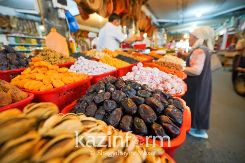 Продолжается работа по подключению рынков Астаны к проекту Smart QR