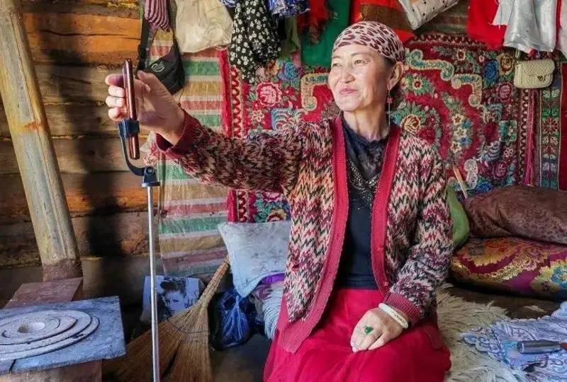 Zaman kóshinen qalyspaǵan qazaq baqtashylary – sheteldegi qazaq baspasózi