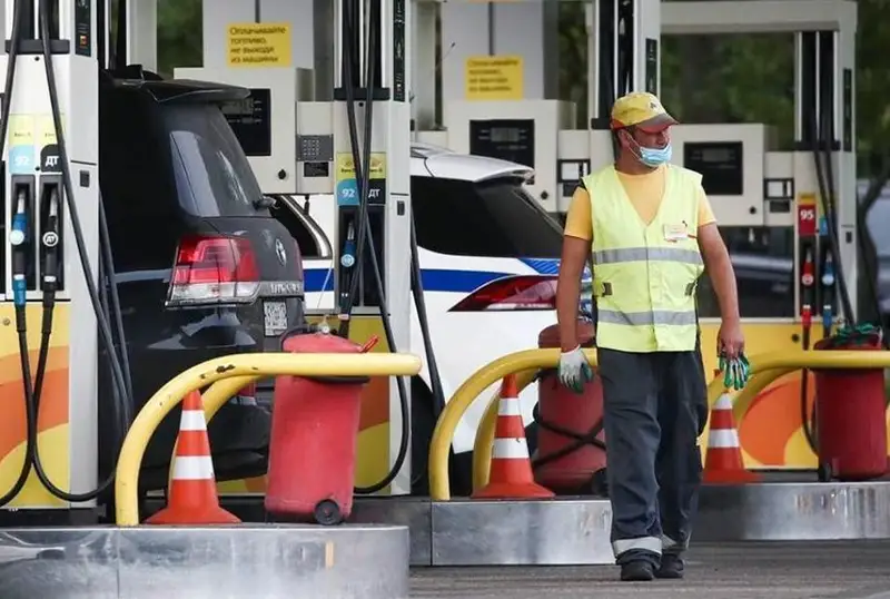 Россияда бензин нархи рекордларни янгилади