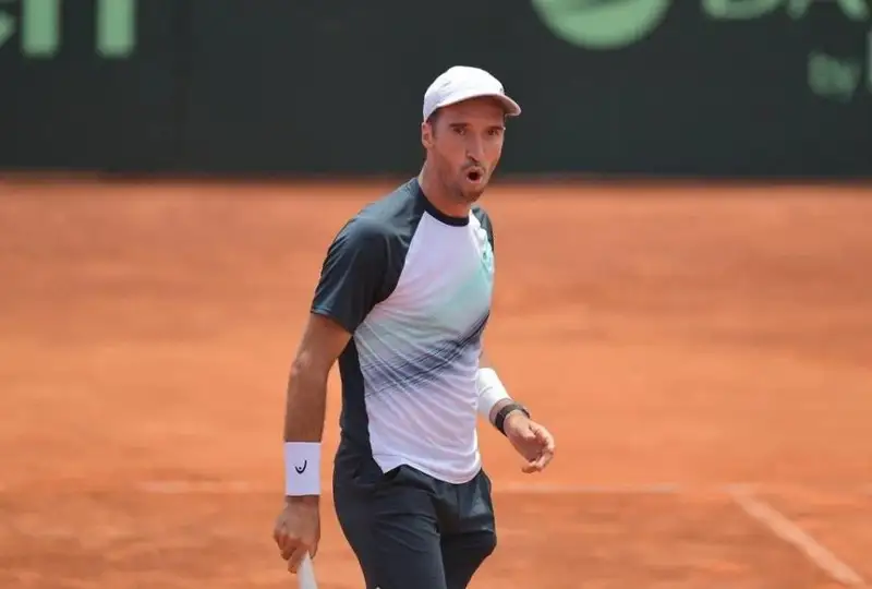 Михаил Кукушкин с победы стартовал на турнире в Севилье