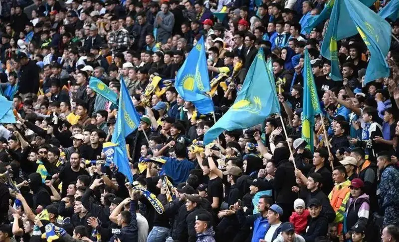 قوقىستى جيناپ شىقتى. توقايەۆ استانالىق ەرىكتىلەر مەن جانكۇيەرلەرگە العىس ايتتى