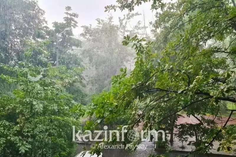 ەلدىڭ باسىم بولىگىندە نايزاعاي ويناپ، جەل تۇرادى، بىرنەشە وبلىستا ءورت قاۋپى بار - قازگيدرومەت