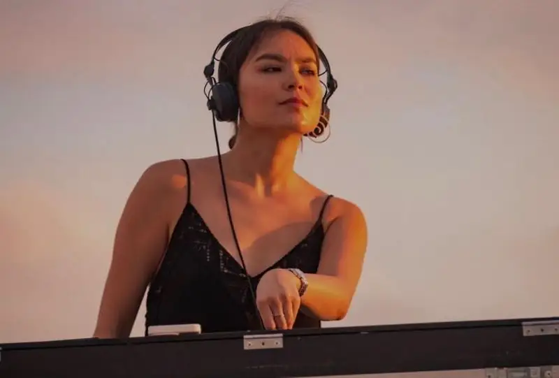 تانىمال ءانشى بوزجىرا شاتقالىندا بەينەبايان ءتۇسىردى