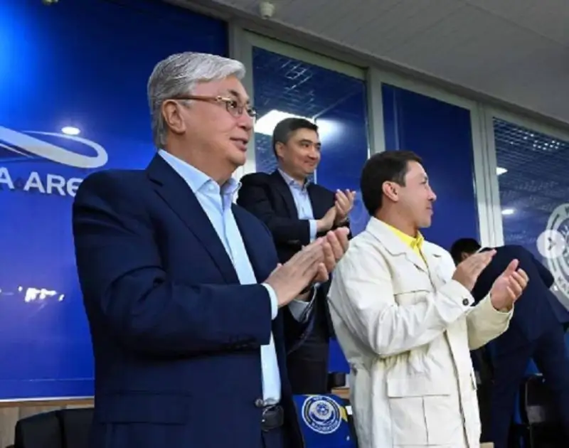 Головкин Шимолий Ирландия устидан ғалаба Қозоғистон терма жамоасини табриклади