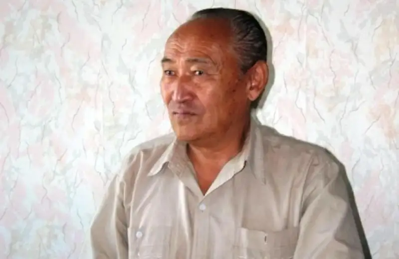 مەن «ادەبي ستيلى قالىپتاسقان جازۋشى» دەگەن ءسوزدى ونشا ۇناتا بەرمەيمىن - سەرىك قاپشىقباي ۇلى،  قىتاي مەملەكەتتىك سىيلىعىنىڭ يەگەرى