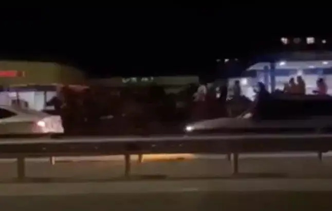 قونايەۆتا بالالارىنىڭ تۋعان كۇنىندە كوكپار ۇيىمداستىرعان ەر ادام كەشىرىم سۇرادى