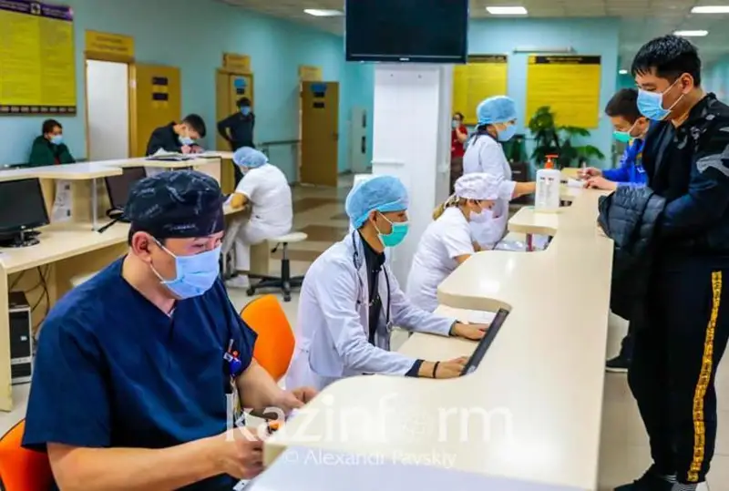 ەمحاناعا تىركەلۋ: مەديتسينالىق ساقتاندىرۋ قورى ءجيى قويىلاتىن 10 سۇراققا جاۋاپ بەردى