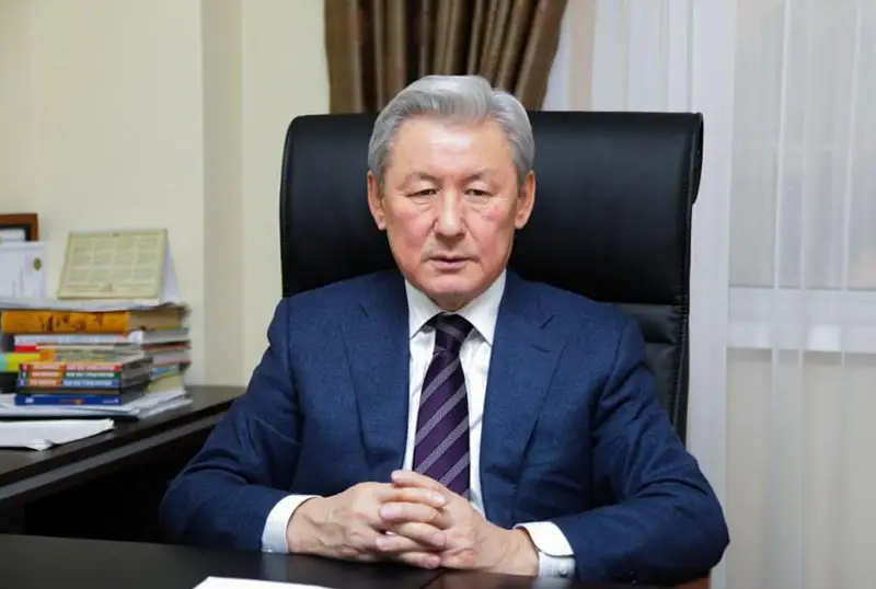 جاقسىبەك قۇلەكەيەۆ جاڭا قىزمەتكە كەلدى