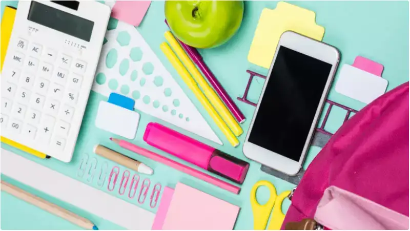 وقۋشىلاردىڭ مەكتەپكە ۇيالى تەلەفون اكەلۋىنە بولا ما؟