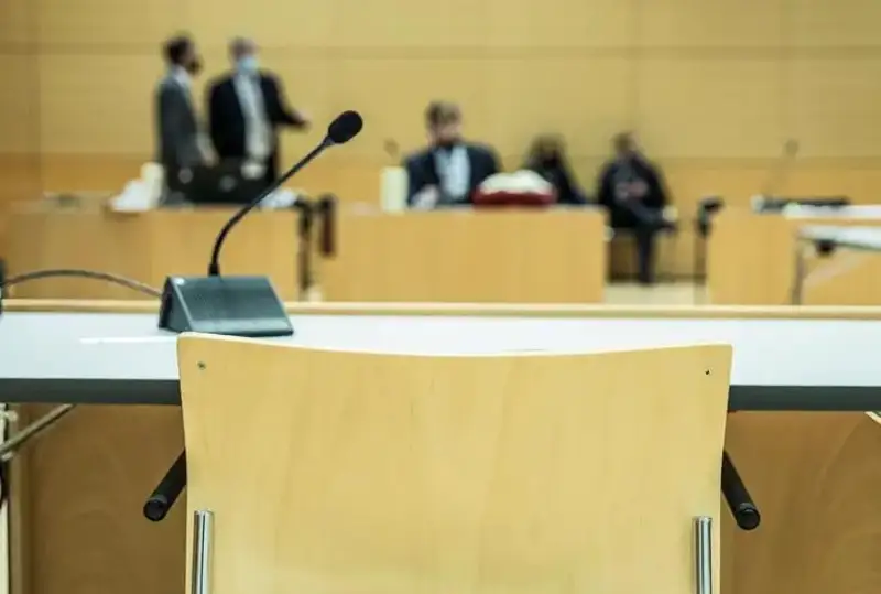 گەرمانيانىڭ 3,3 مىڭ ادامدى ولتىرگەن 98 جاستاعى تۇرعىنىنا ايىپ تاعىلدى