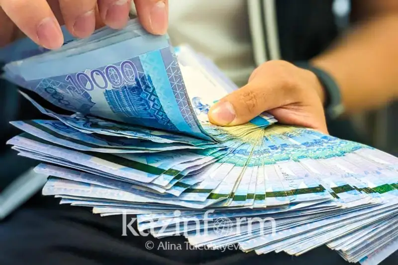Мужчинам в Казахстане платят на 34% больше, чем женщинам