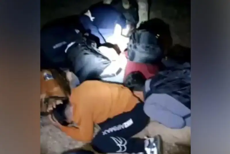 اۋعانستاننىڭ شەكارانى زاڭسىز كەسىپ وتپەك بولعان 10 ازاماتى ۇستالدى