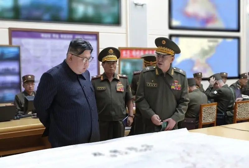 سولتۇستىك كورەيا يادرولىق سوققى جاساۋ بويىنشا وقۋ- جاتتىعۋ وتكىزىپ جاتىر