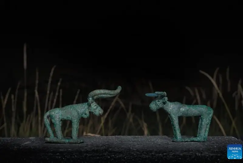 Более 3200 гробниц найдены среди руин возрастом более 3000 лет в Китае