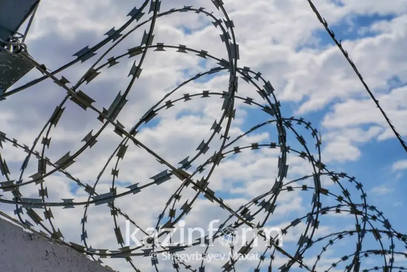 Осужденные нанесли себе травмы в одной из колоний ВКО