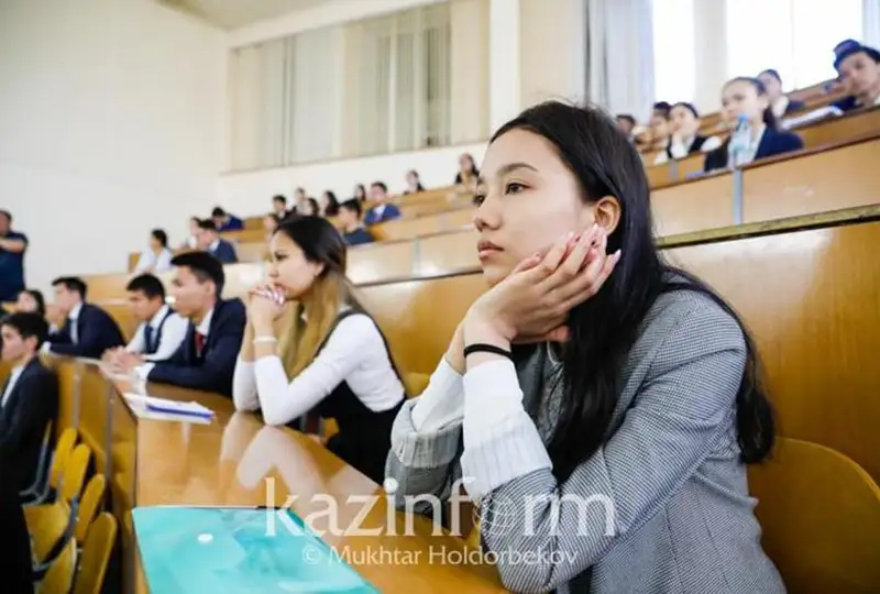 Какое вознаграждение получат призеры международных олимпиад и их педагоги в РК