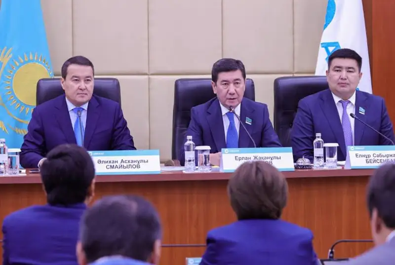 قوشانوۆ: پرەزيدەنت ءار جولداۋىندا ەلدى دامىتۋ ءۇشىن جۇيەلى رەفورمالاردى ىسكە قوسادى