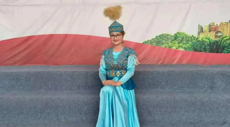 ساۋاندىق ايتىس اقىنى رايحان بازەن قىزى: جاڭادان قوسىلىپ العا شىققان اقىن جوقتىڭ قاسى