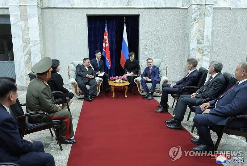 Ким Чен Ын прибыл в Россию