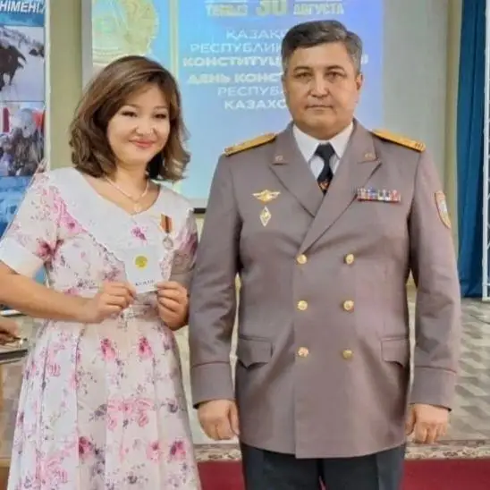 ەرتىسكە شومىلىپ ءجۇرىپ سۋعا تۇنشىققان جاس ءوسپىرىمدى امان الىپ قالعان ايەل ماراپاتتالدى