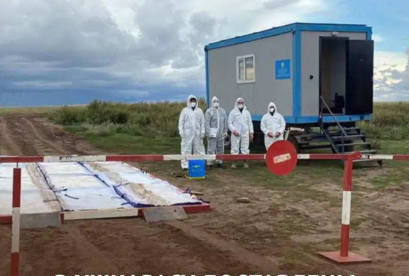 Сибирская язва в Акмолинской области: более 1,7 тысячи доз вакцин доставили в село Ушкарасу