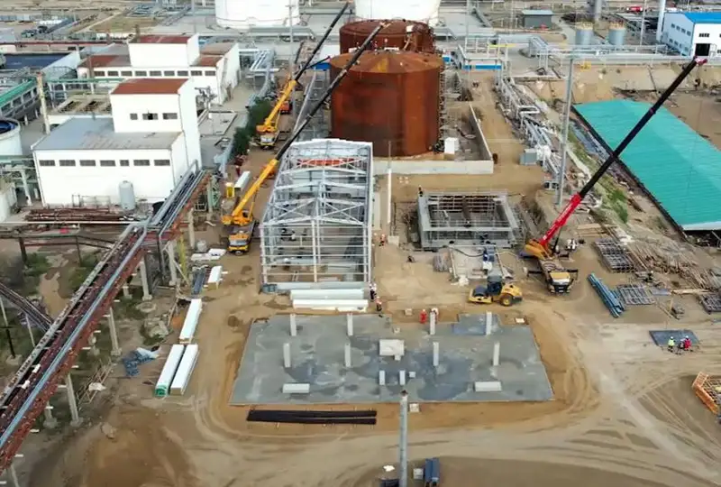 Атырау избавляется от жуткого запаха