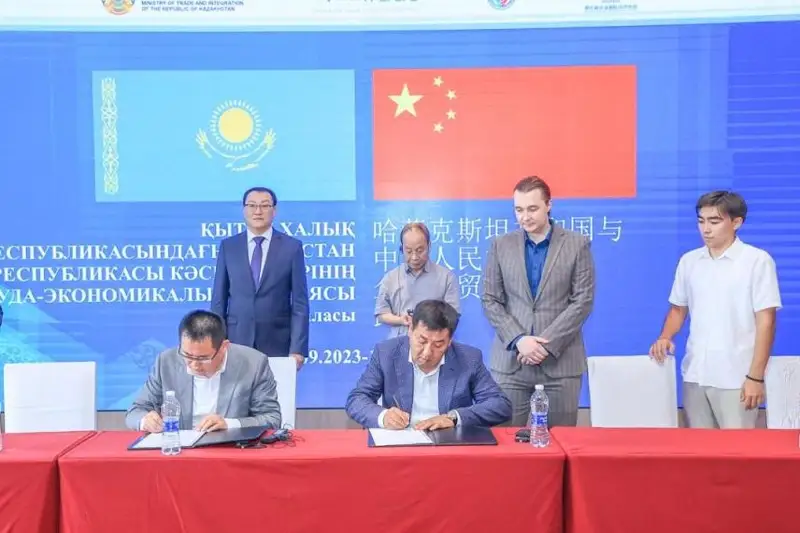Уханьда илк бор Қозоғистон ишлаб чиқарувчиларининг савдо миссияси бўлиб ўтди