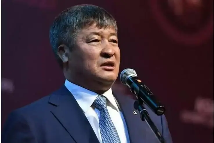 داۋلەت تۇرلىحانوۆ ۇلىنا قاتىستى كەلەڭسىزدىك جايلى: بۇل وتباسىما جاسالعان كەزەكتى اقپاراتتىق شابۋىل