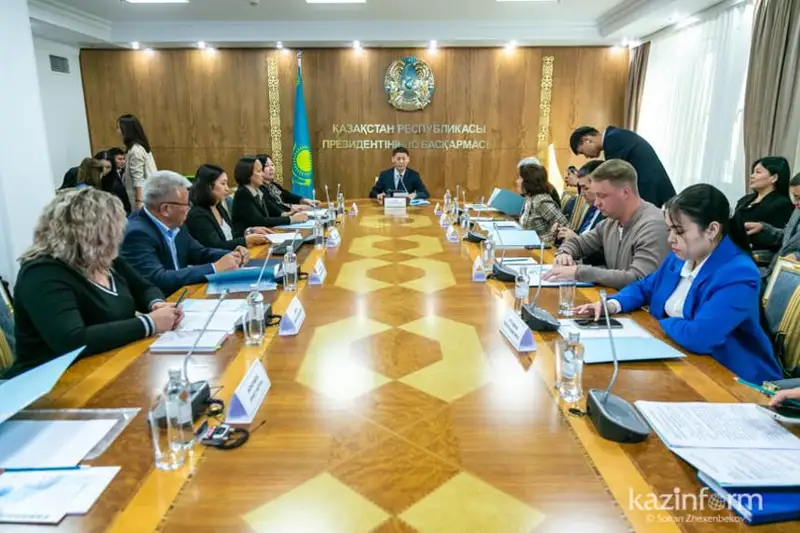 Повышение статуса казахского языка обсудили в Управлении делами Президента РК