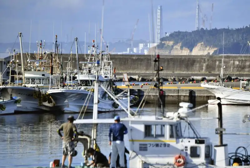 «Фукусима-1» атом электр станциясида ишлатилган сув Тинч океанига оқизила бошлади