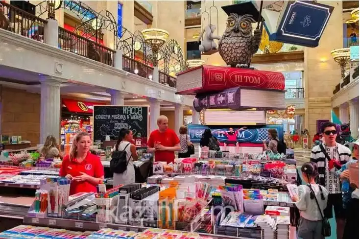 رەسەيلىكتەر ءبىر بالانى مەكتەپكە دايىنداۋعا قانشا قارجى جۇمسايدى