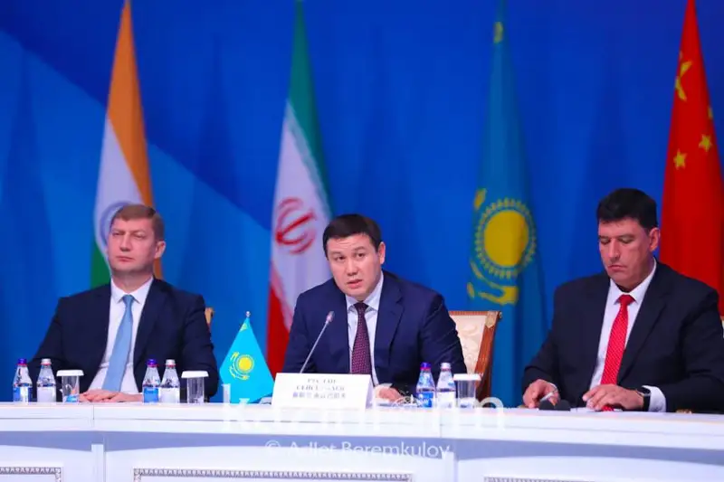 Aýǵanstanda memlekettik basqarýdyń tıimdi júıesi qurylmaǵany alańdatady - UQK
