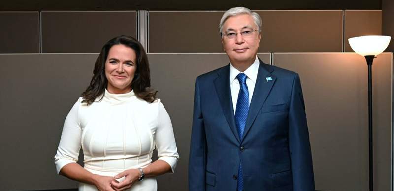 Қасым-Жомарт Тоқаевтың келіссөз бағдарламасы Мажарстан Президенті Каталин Новакпен кездесуден басталды Қасым-Жомарт Тоқаевтың келіссөз бағдарламасы Мажарстан Президенті Каталин Новакпен кездесуден басталды