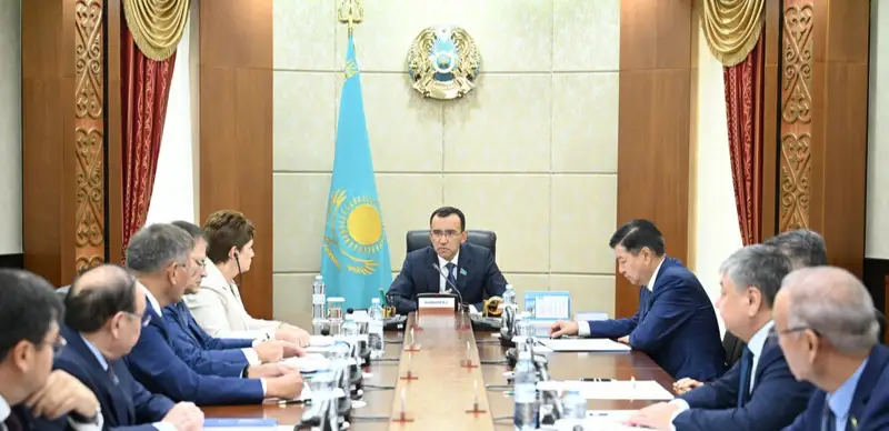 http://senate.parlam.kz/