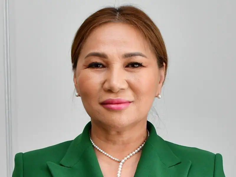 Сәния Мұратова