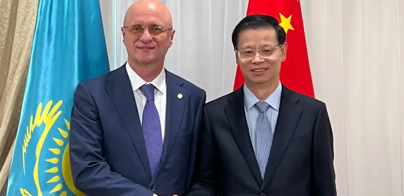 哈萨克斯坦第一副总理会见中国江苏省省长