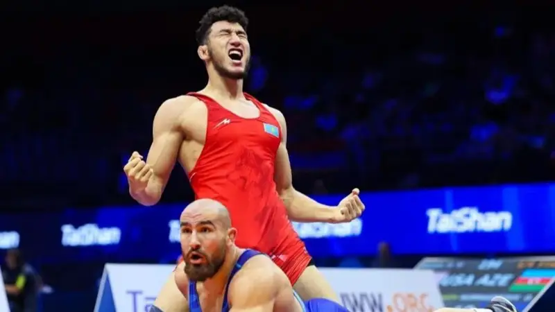 Глава государства Касым-Жомарт Токаев поздравил с победой чемпиона мира