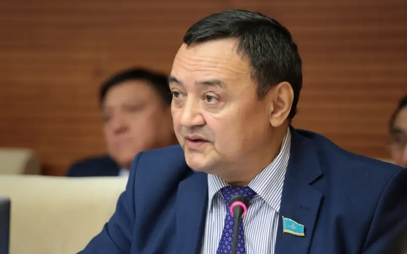 Muhtar Tinekeev «Arselor Mıttal Temirtaý» týraly: Shahterler reseılik ınvestor kelgenin qalamaıdy 