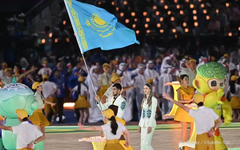 Kazakh athletes at the opening ceremony of Hangzhou Asian Games 