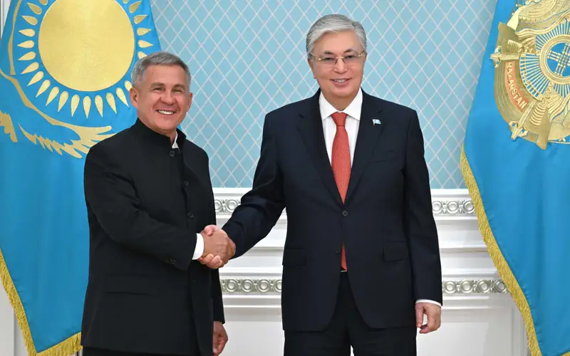 Касым-Жомарт Токаев принял Раиса Татарстана Рустама Минниханова