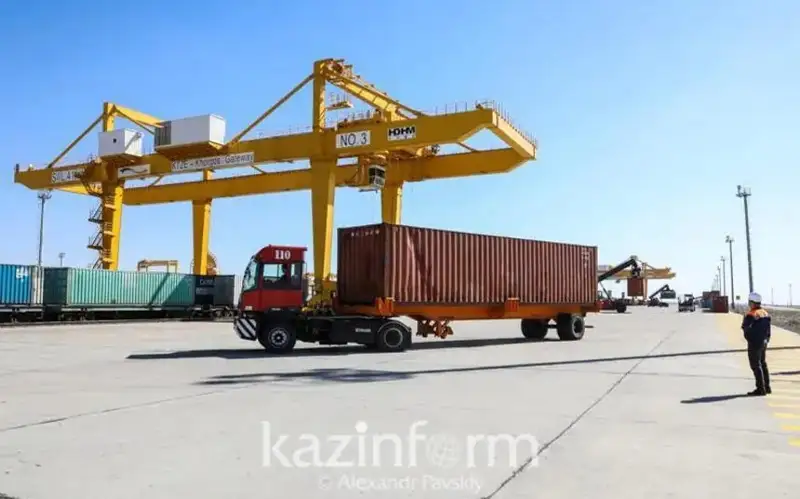 Топ-3 несырьевых товаров, которые экспортирует Казахстан